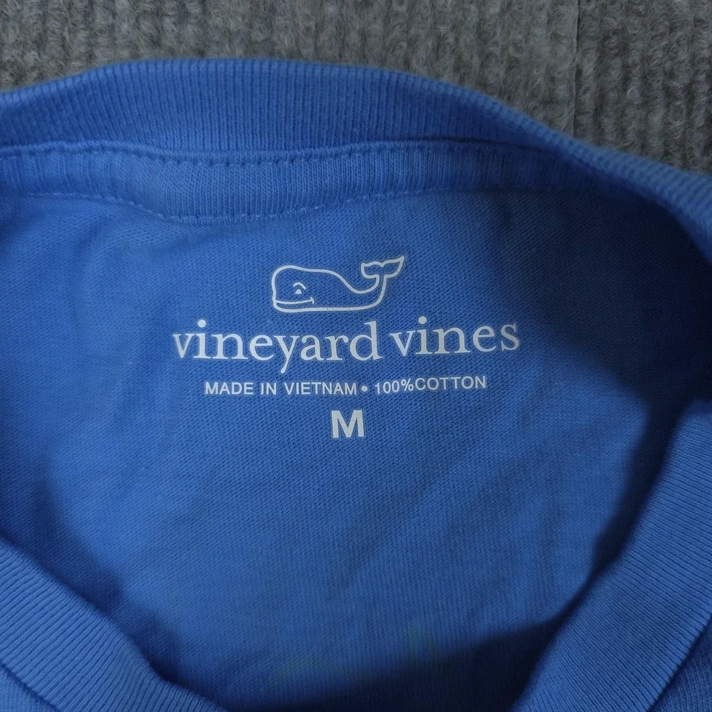 Vineyard Vines Shirt Mens Medium Blue Long Sleeve Palm Skis Retro Apres Skiing